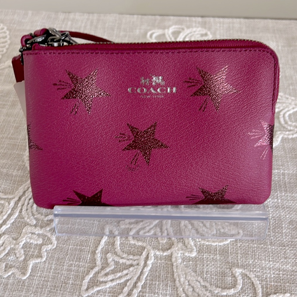 Coach NWT Coated Cranberry Shade Star Canyon Print F64239 Corner Zip Wristlet - Picture 2 of 15